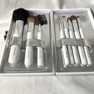 Sonia Kashuk deluxe Makeup Brush Set w/ White Travel Case NWOT